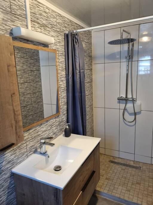 Charmant Logement A L'Ermitage Les Bains La Saline Le Bains Luaran gambar